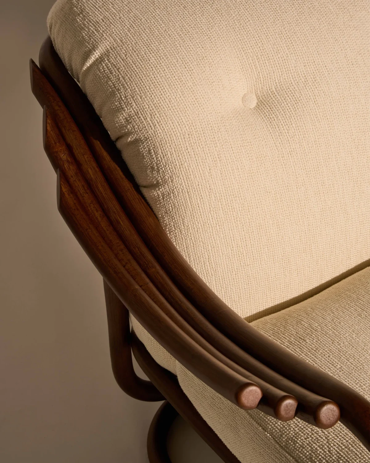 Poltrona Tria Lounge Chair