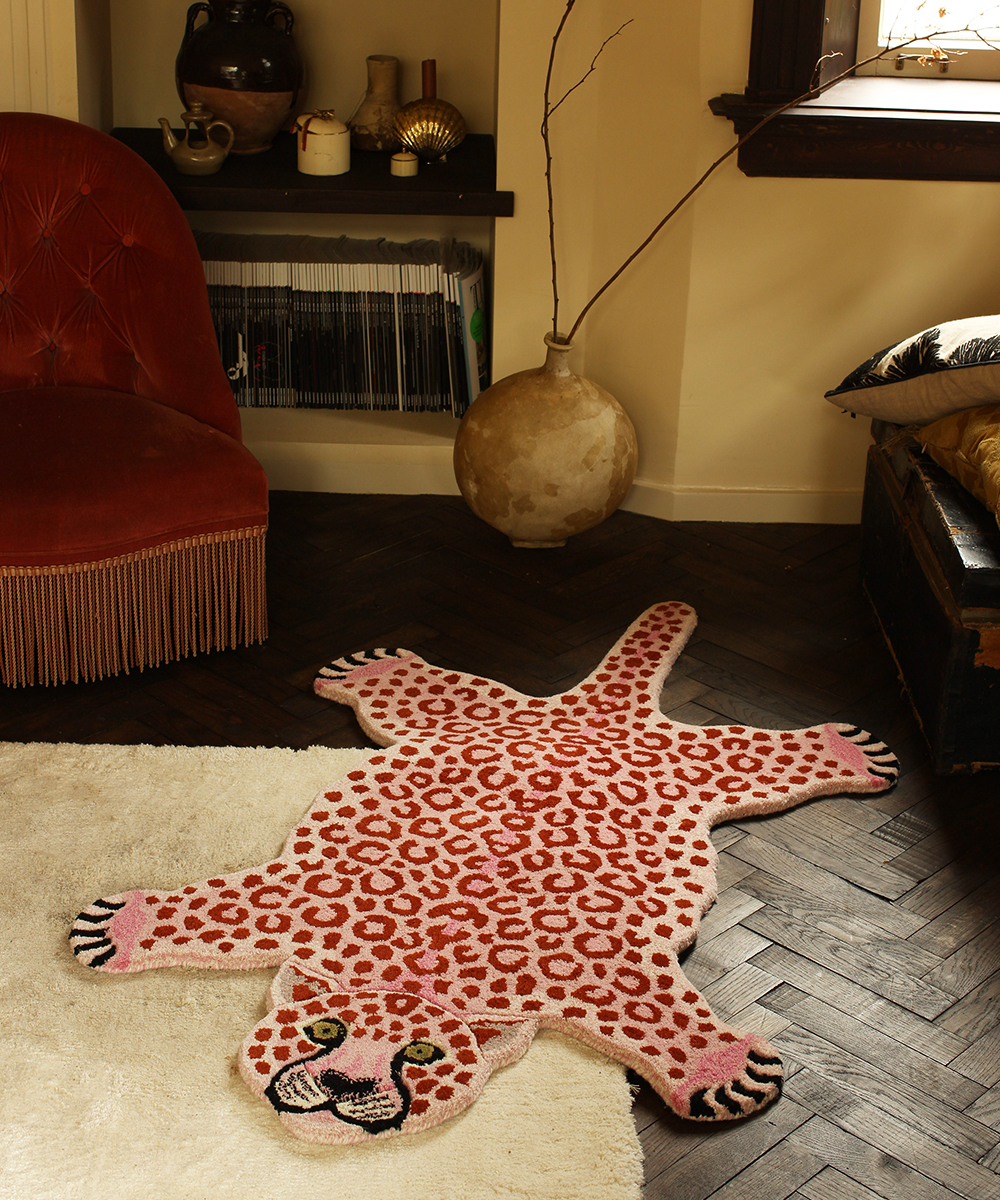 Pinky Leopard Rug Large