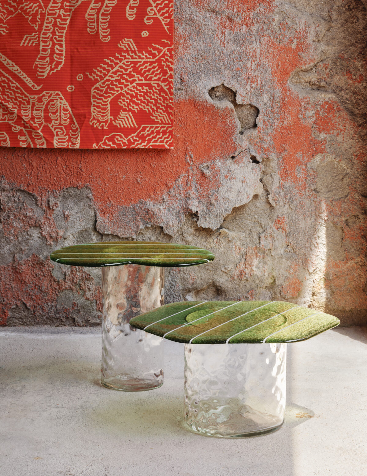 Striche coffee table