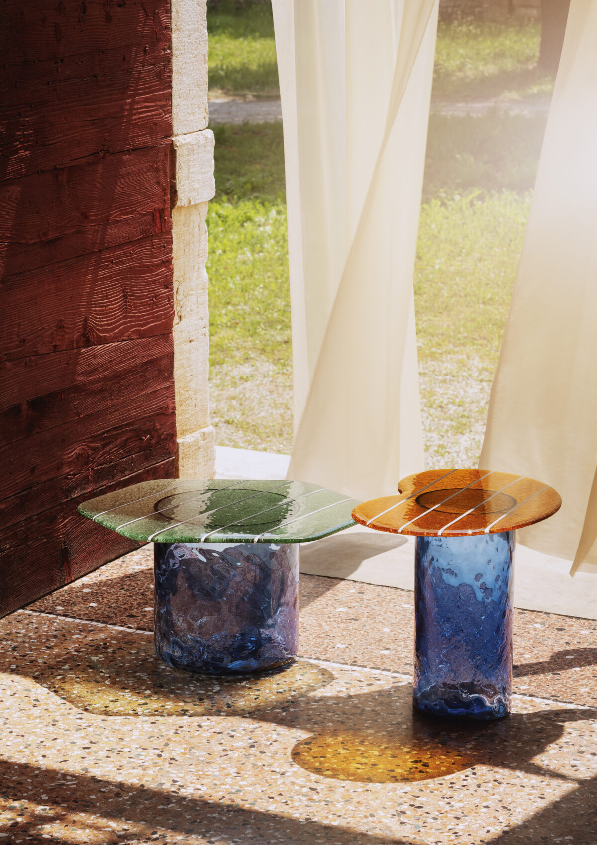 Striche coffee table