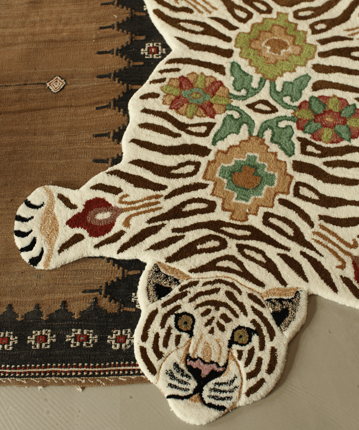 Jill Tiger Rug Large