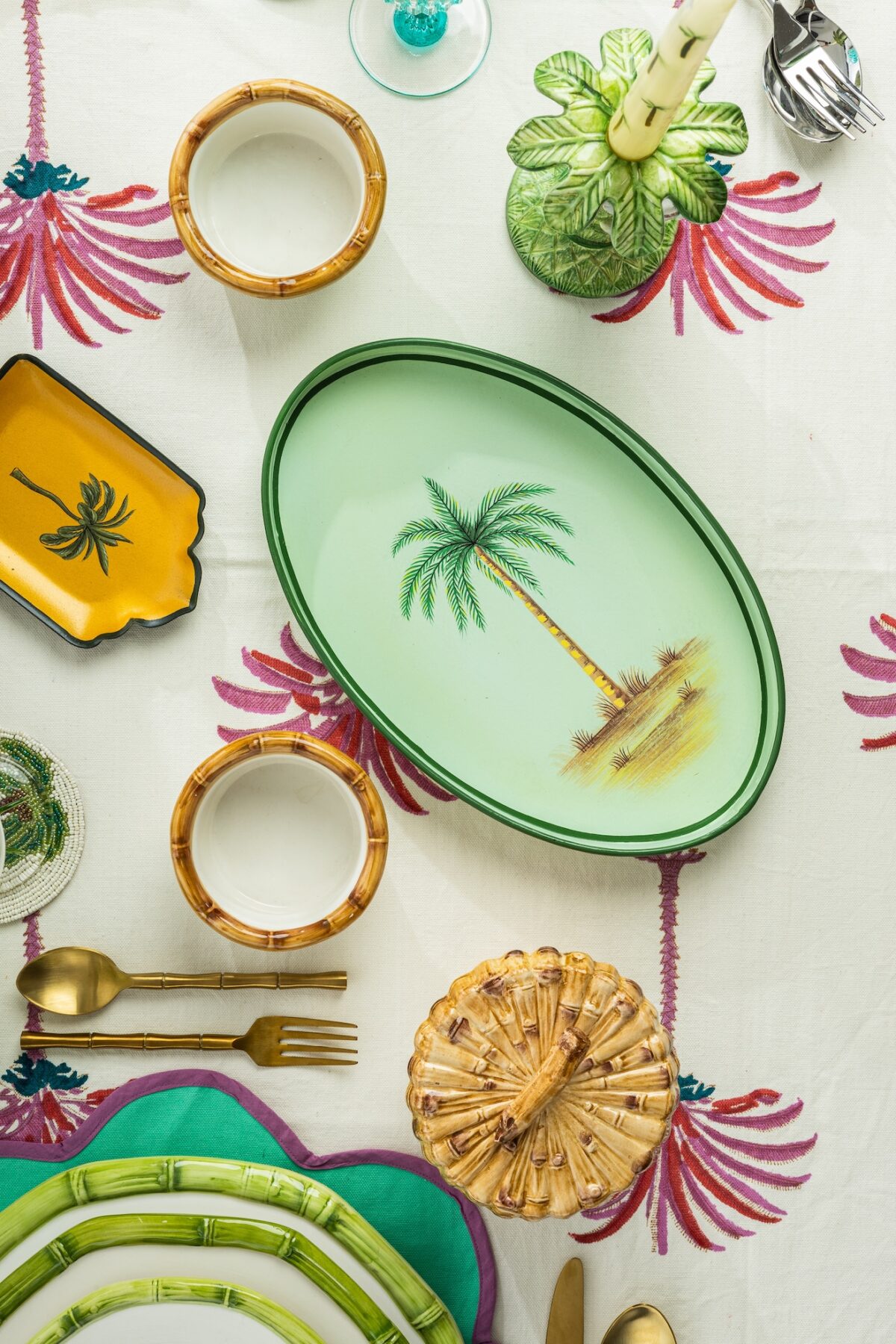 Hand Painted Iron Tray IT77